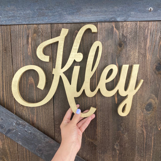 Wooden Name Sign - Style Kaylen in Cursive